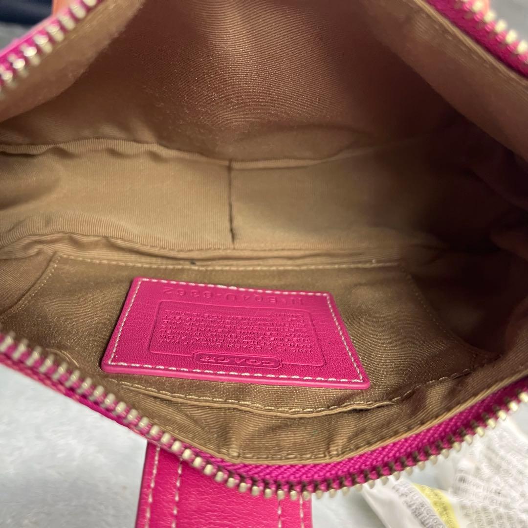 バッグ Coach Soho Pink Hand Bag Signature