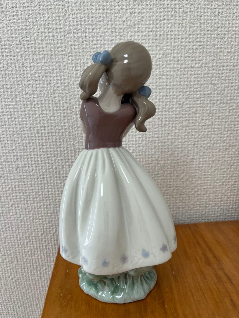 リヤドロ LLADRO 私の可愛い子犬　フィギュリン