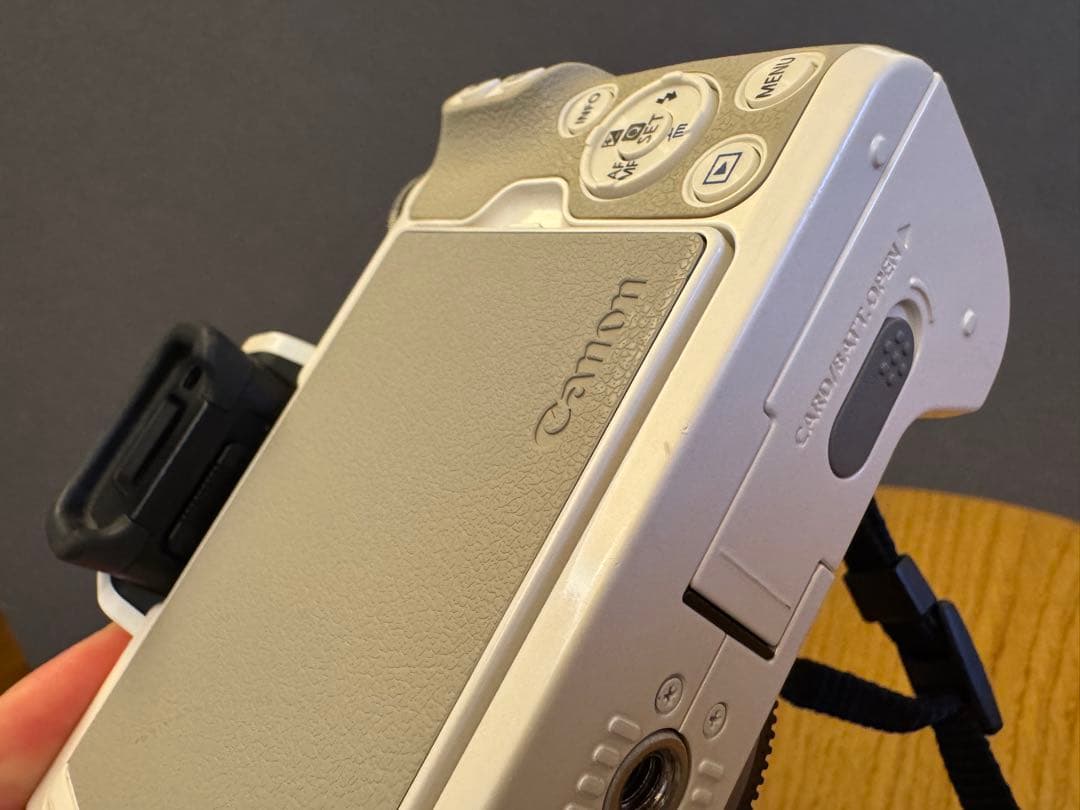 Canon EOS KissM ホワイト