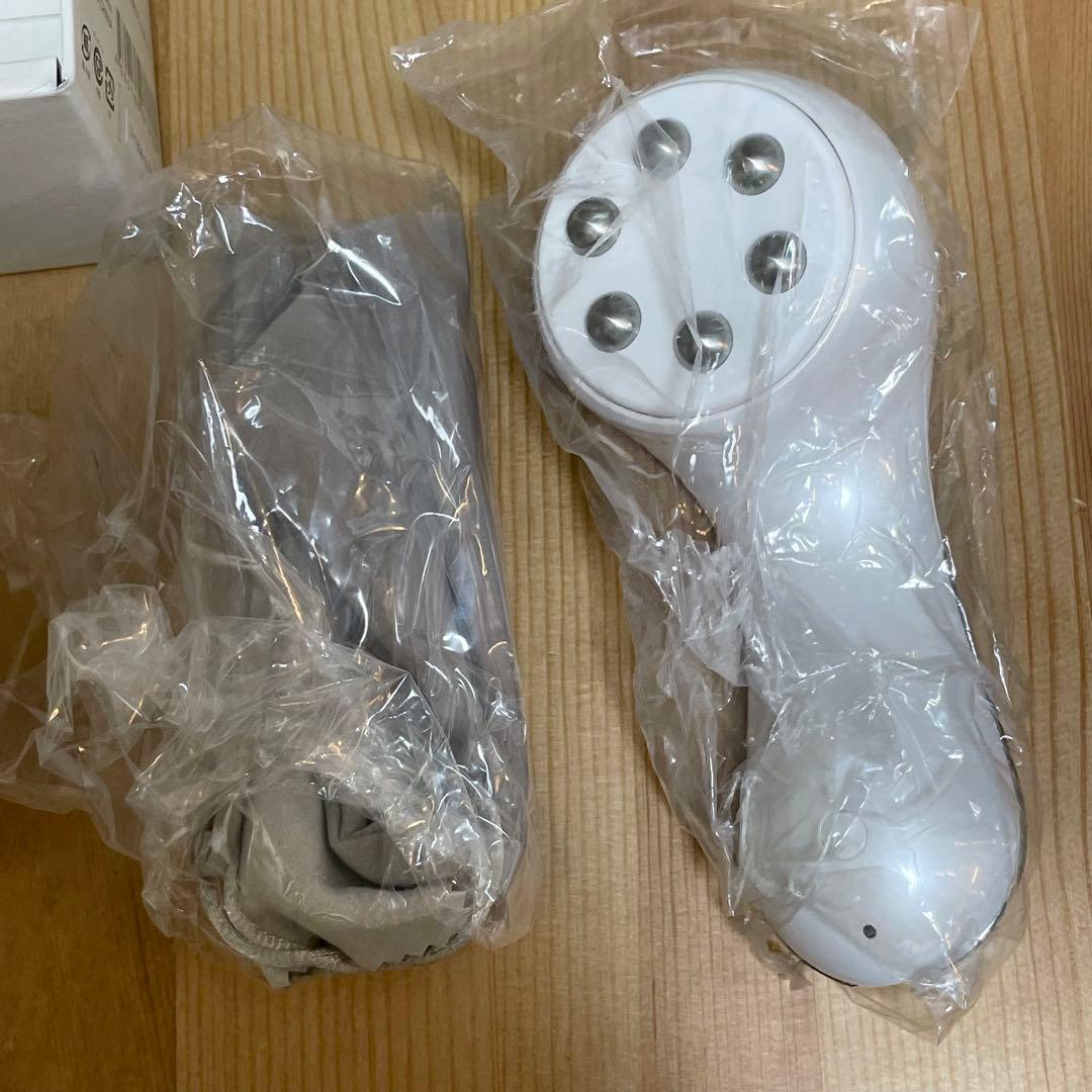 ESTENAD LIFTY 美顔器 ホワイト 開封のみ