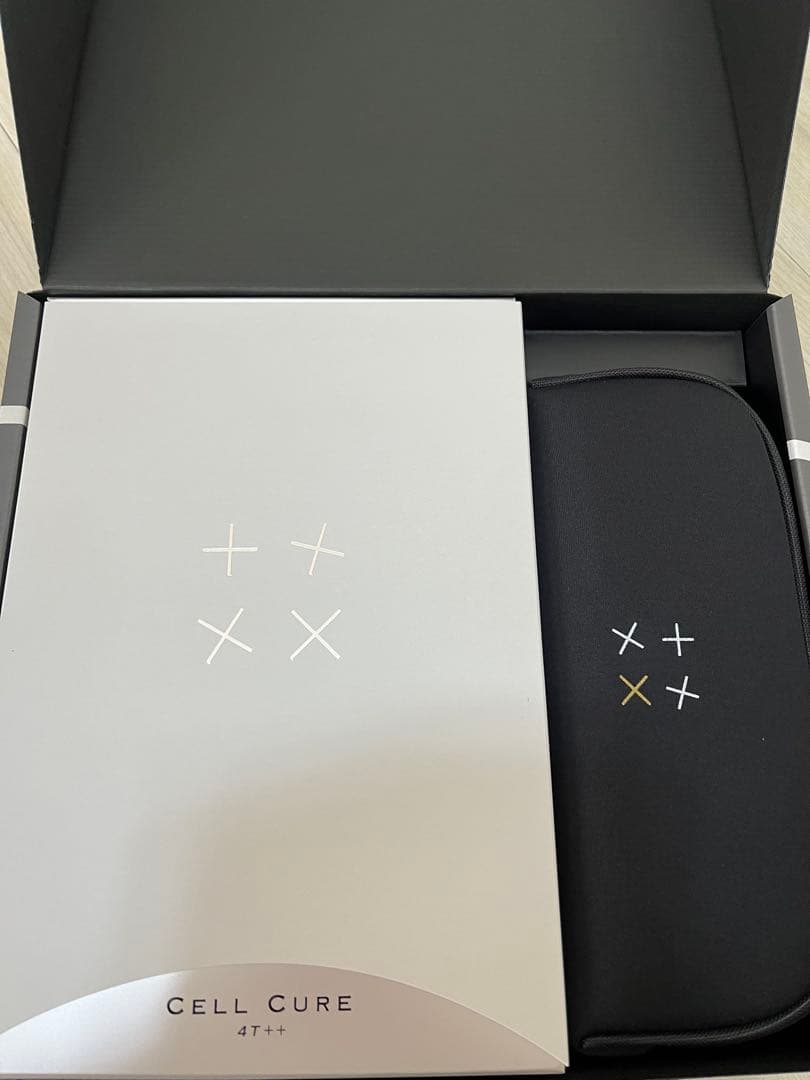 CELL CURE 47++ 美容器 専用ケース付き