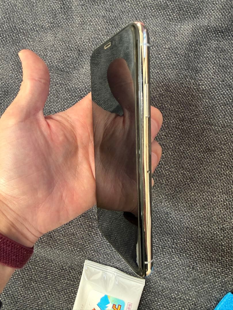 iPhone XS ホワイト 64GB 本体のみ