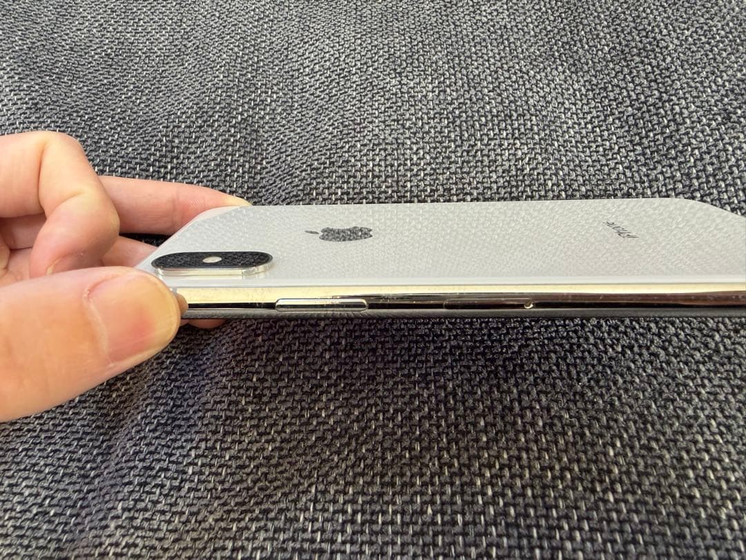 iPhone XS ホワイト 64GB 本体のみ