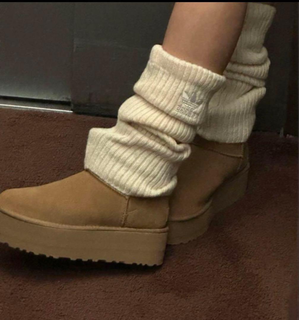 新品】⭐️白黒2点⭐️アディダスadidasリブ編みレッグウォーマー　ルーズりなてぃ