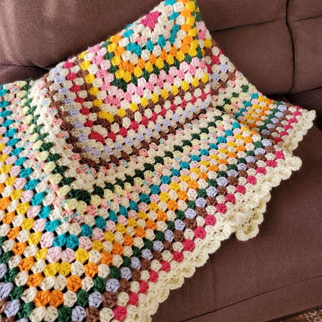 手編み♡モチーフ編み♡ブランケット♡レトロポップ♡オフ白