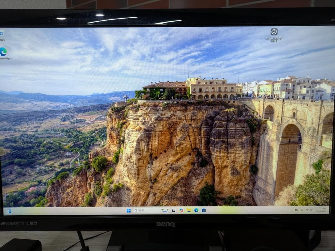 省スペース×高性能！ビジネスにも学習にも最適なミニPC、9世代CPU搭載！