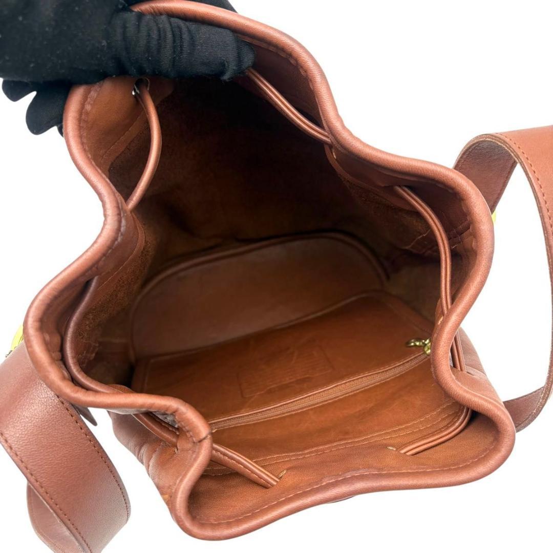 old coach オールドコーチ ショルダーバッグ 巾着型 レザー　ブラウン