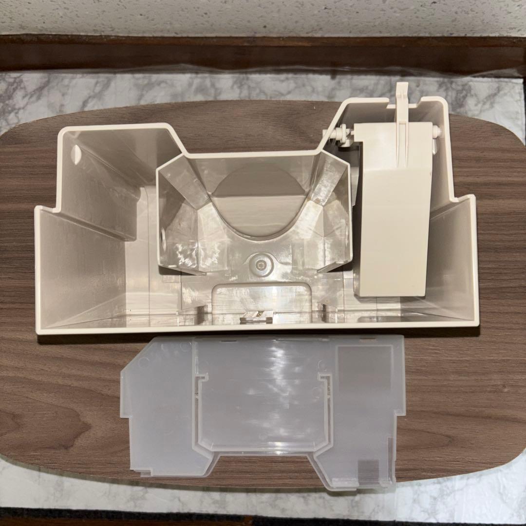 【2021年製】アイリスオーヤマ除湿機　KIJC-J56-C