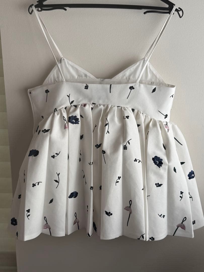 biby ビビィ　B. BLOOMY BUSTIER ビスチェ　キャミソール