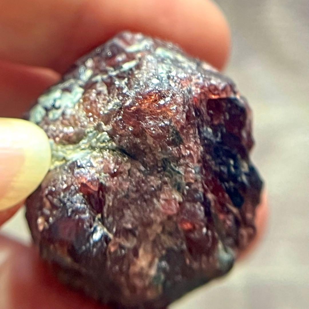 巨大 レッド ガーネット 163.65ct 原石 鉱物 天然石 パワーストーン