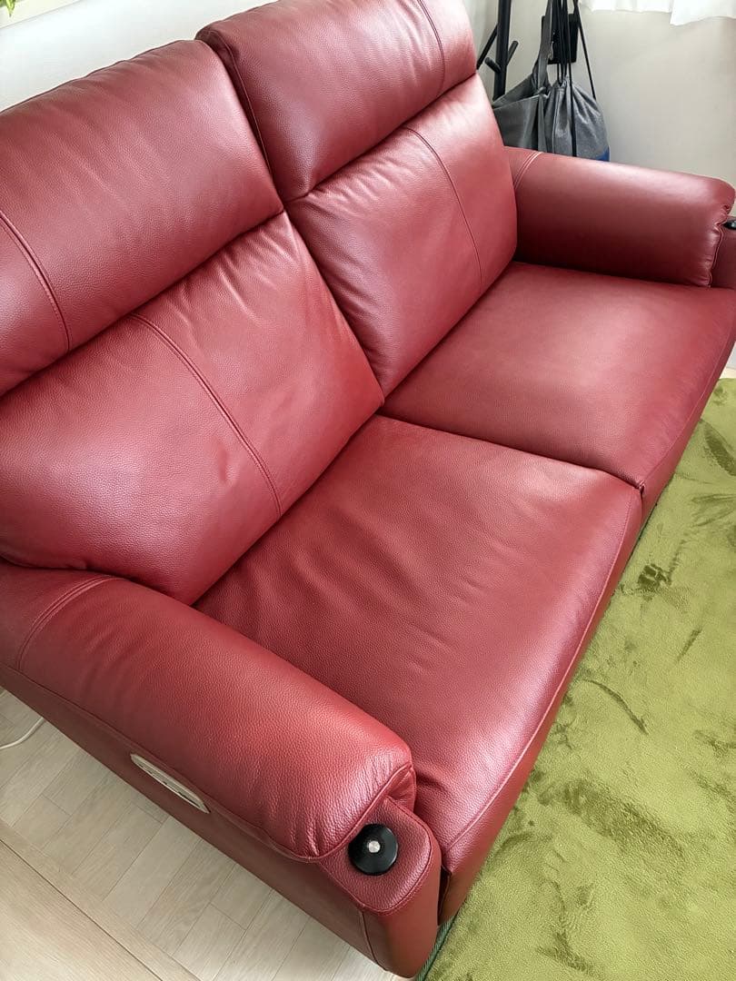 レザー製リクライニング2人掛けソファ
