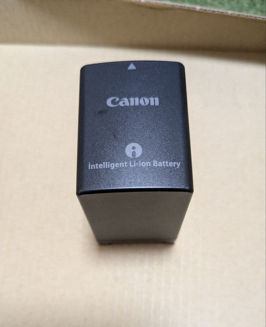 CANON ivis HF2O ビデオカメラ