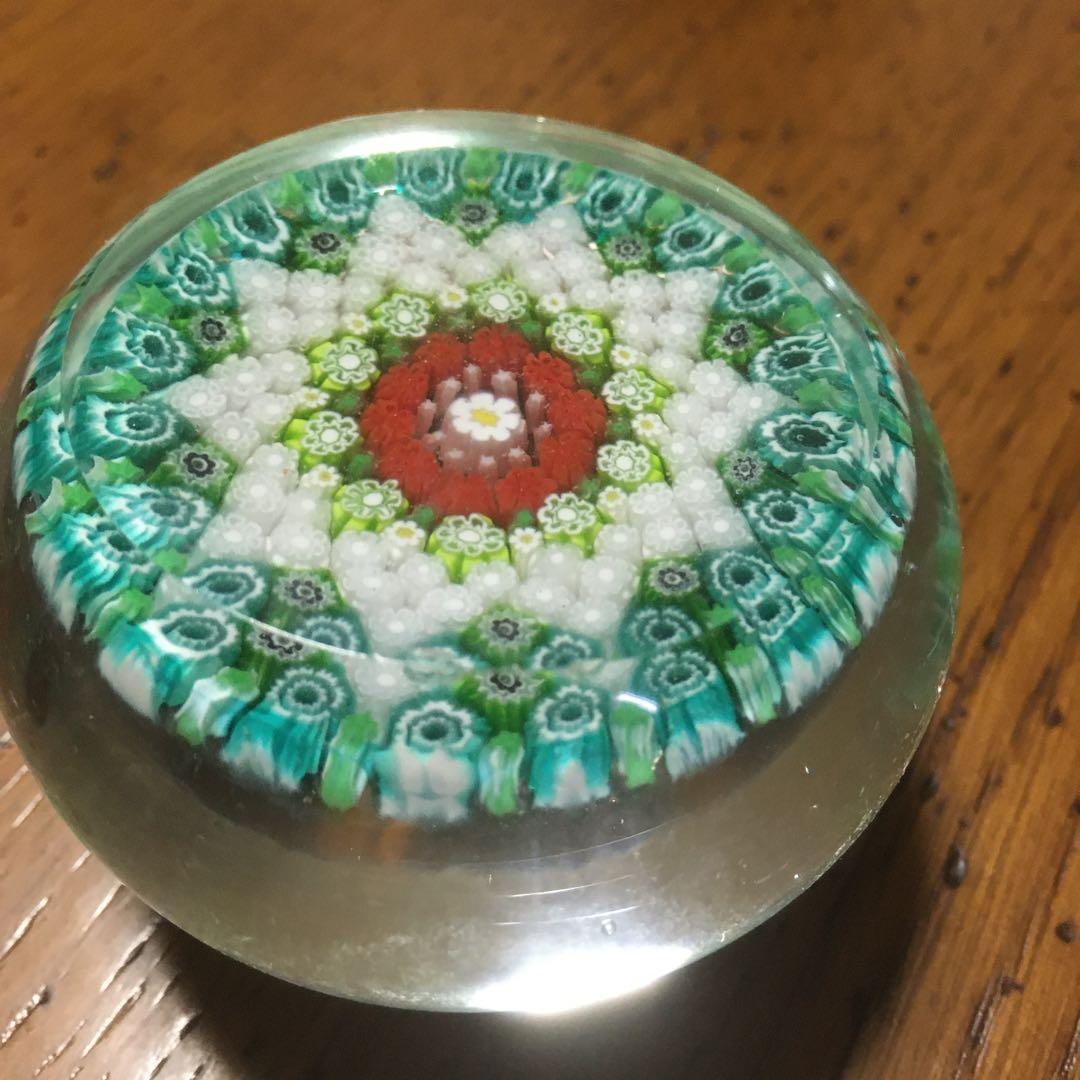 入手困難　サンルイ　Saint Louisペーパーウエイト　クリスタル