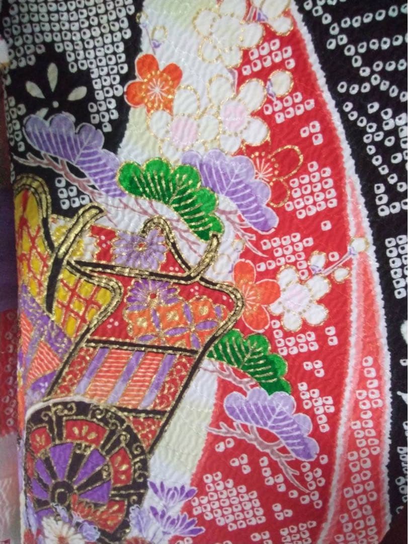 空飛ぶミニーです。7歳向け・化繊・お着物のセット