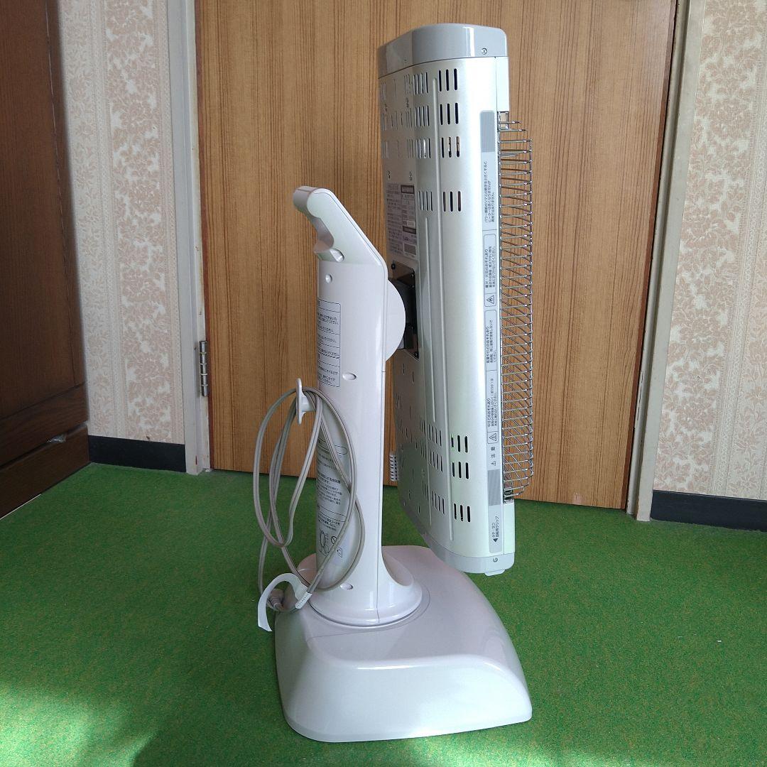 ダイキン セラムヒート遠赤外線暖房機 ERFT11TS-W (中古)