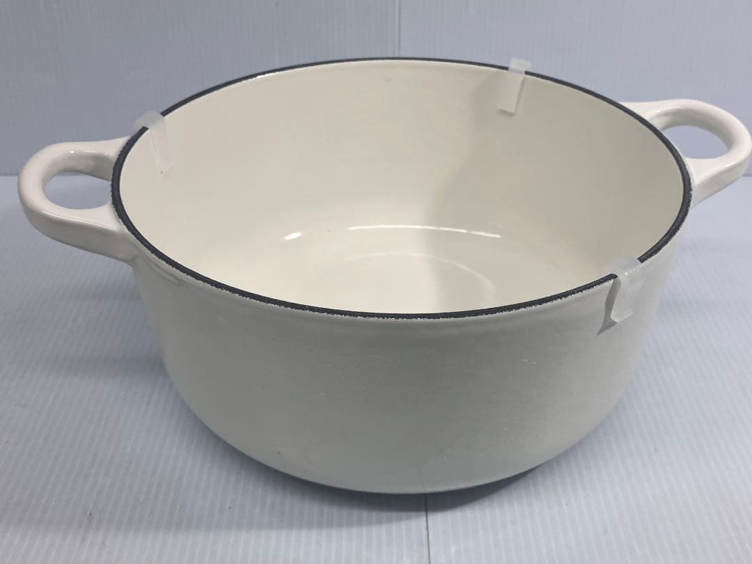 【未使用保管品】ル・クルーゼ ココット・ロンド 20cm ホワイト