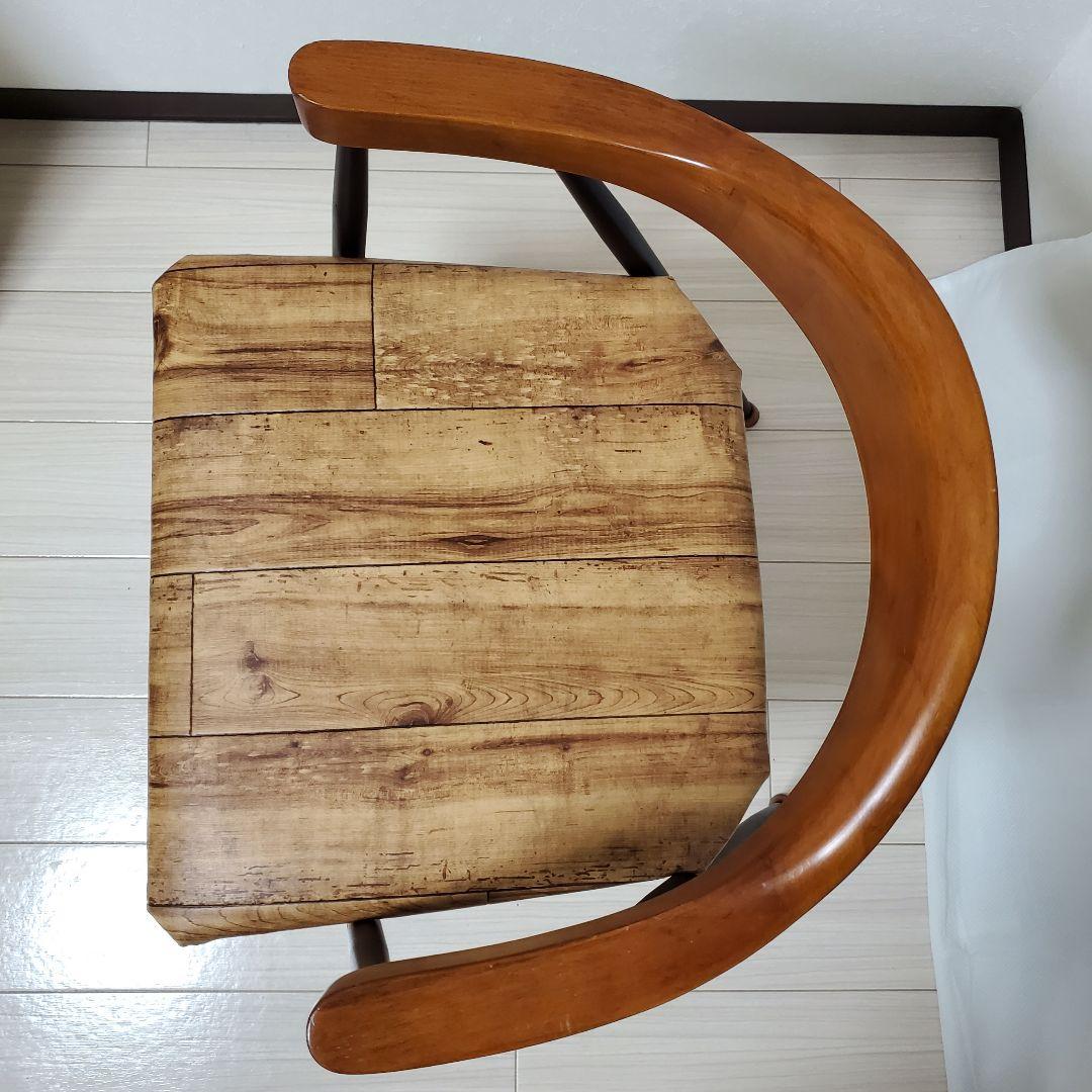 木製アームチェア モダンデザイン