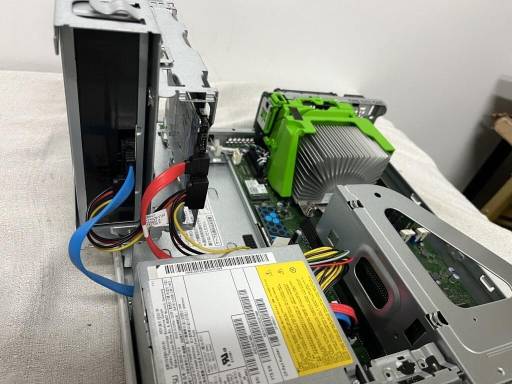 お薦め俊速‼ 富士通ESPRIMO D588/BX i5-9500