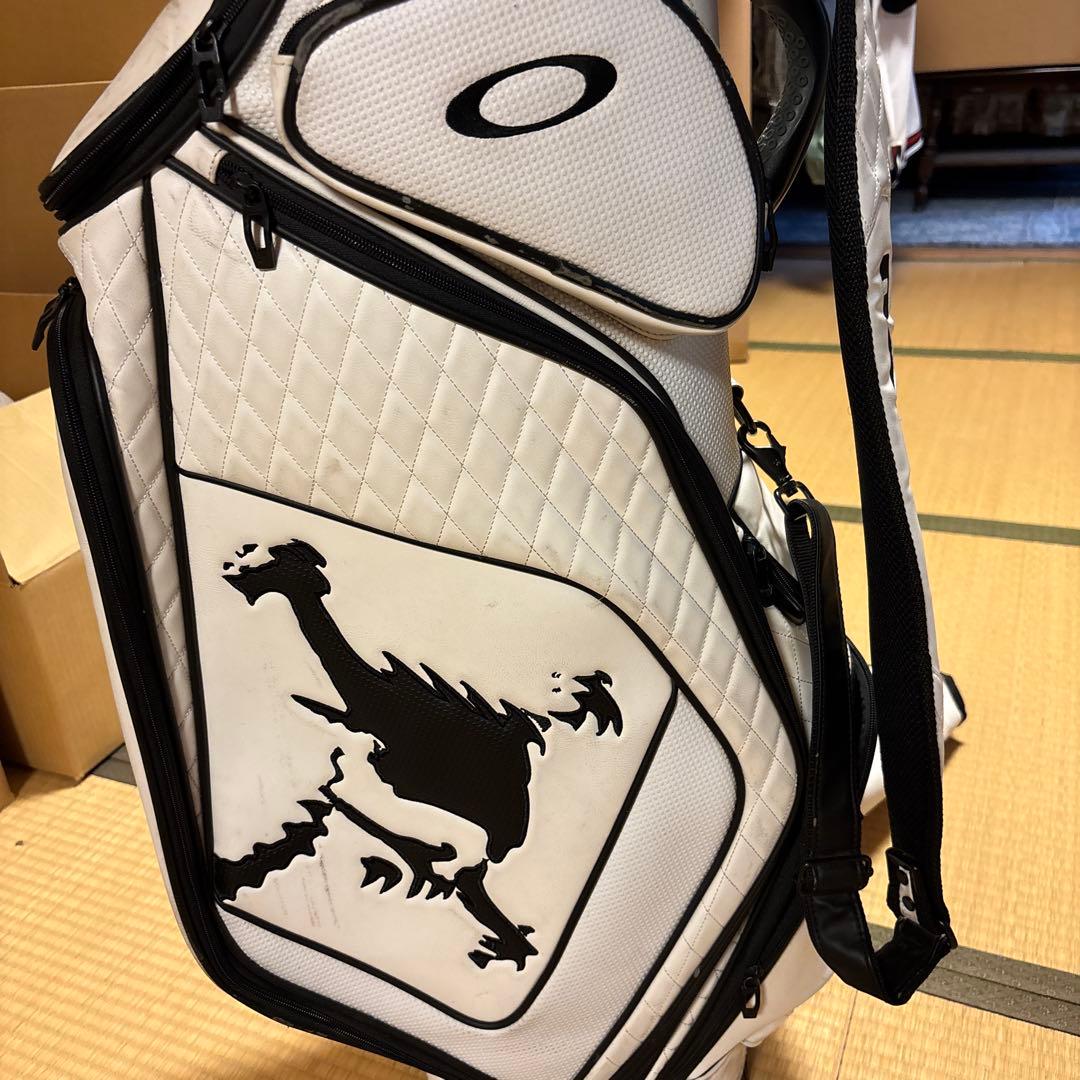 《最終値下げ》オークリーゴルフキャディバッグ