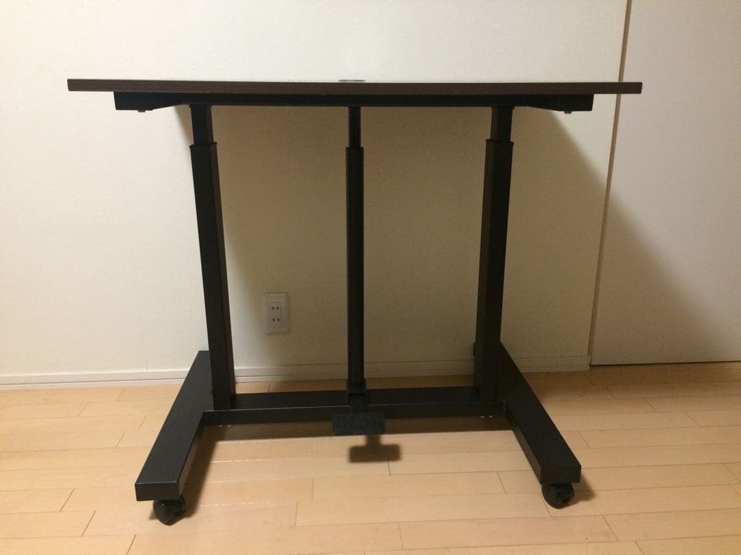 スタンディングデスク