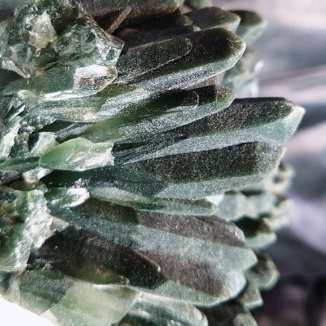 龍神の水晶✧超希少ヒンドゥーグリーン緑水晶クラスター✺Ganesh Himal