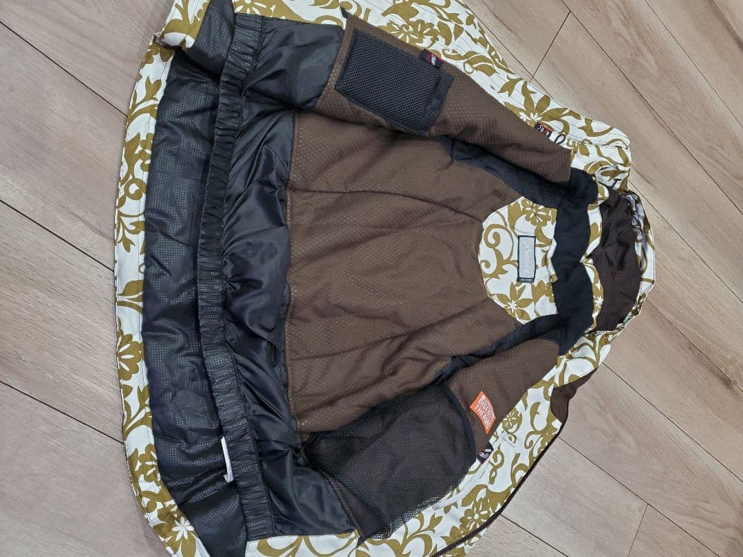 新品　未使用　フェニックスウェア　Sサイズ