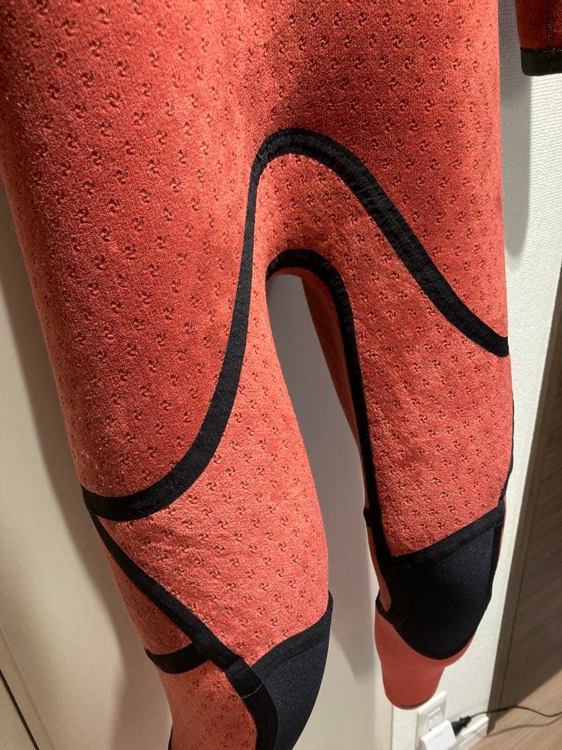 O'NEILL psycho 5×3mmセミドライ 2024年制