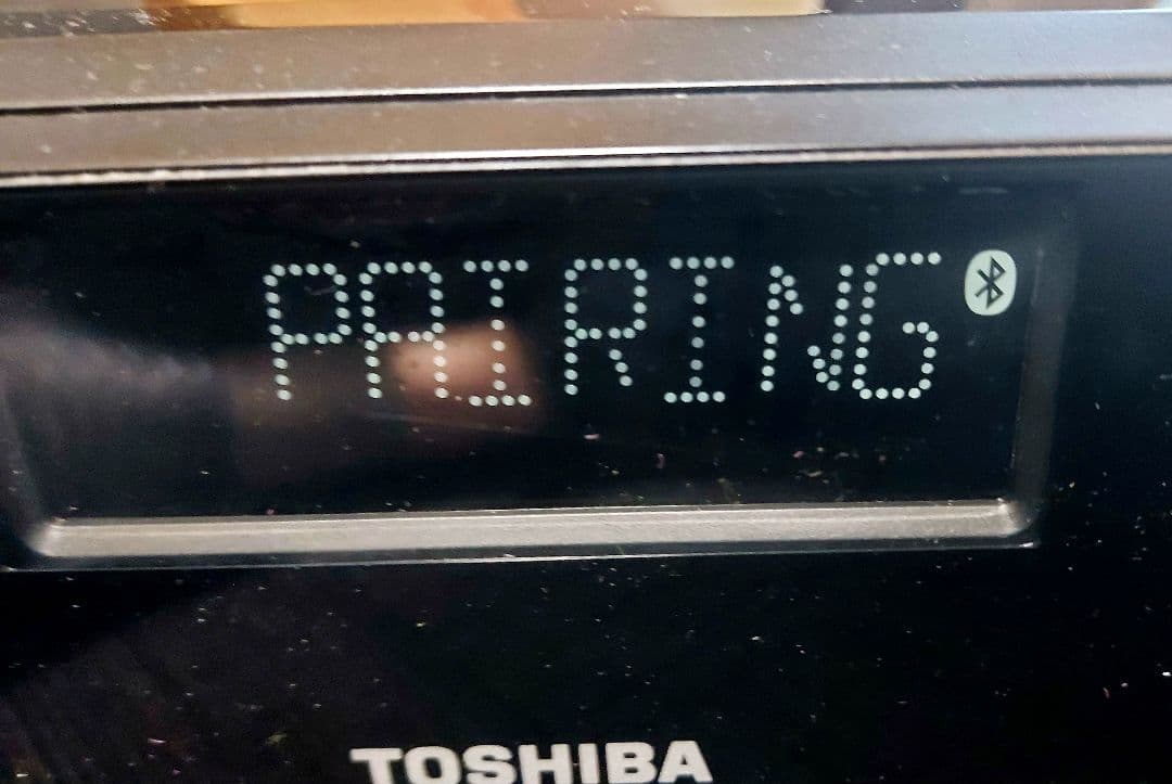 東芝CD、AM/FMラジオ USB、Bluetooth　TY-CR110