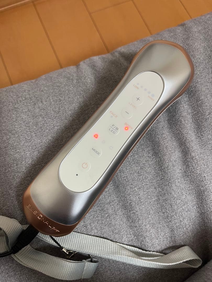 SPTM EMSIONAL pro 美顔器