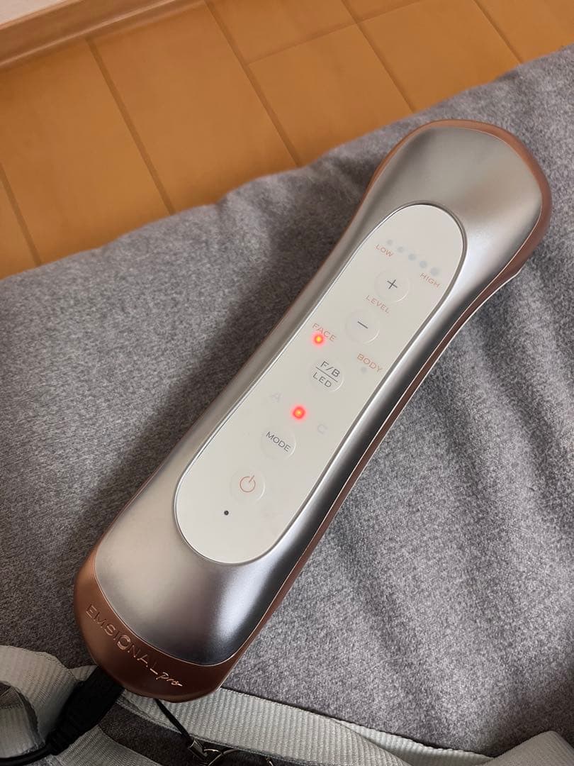 SPTM EMSIONAL pro 美顔器