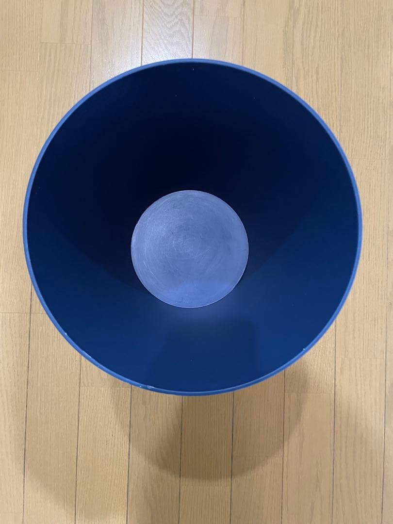 Stussy Livin General Store ダストボックス