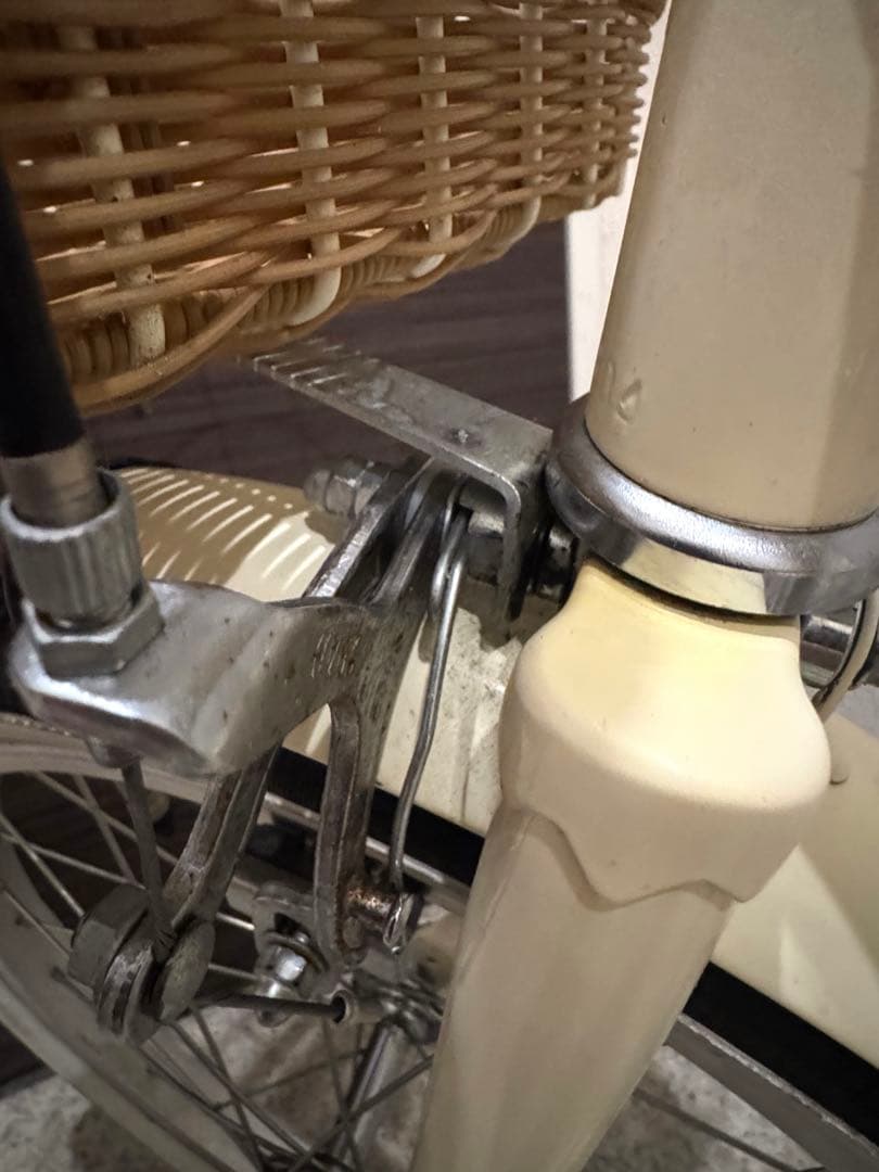 自転車　あさひ　イノベーションファクトリー　キッズ　アイボリー 18インチ