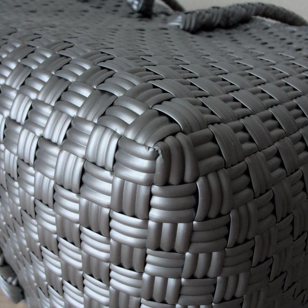 メケアリサ　ボストン　Мetallic Silver