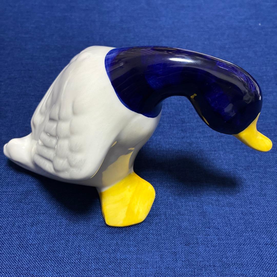 青と白の陶器製アヒル　イギリス製