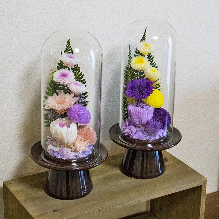 お供え用 おおきめ仏花 プリザーブドフラワーアレンジ作品 ガラスドームで長持ち