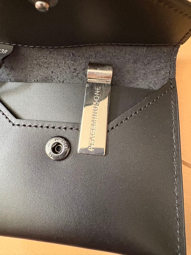 Peaceminusone クリップ レザーケース付