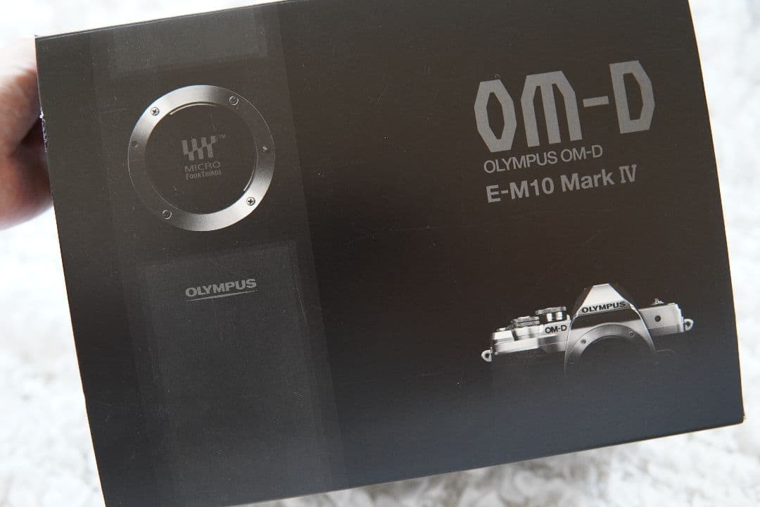 OLYMPUS OM-D E-M10 Mark Ⅳ シルバー　値下げ可