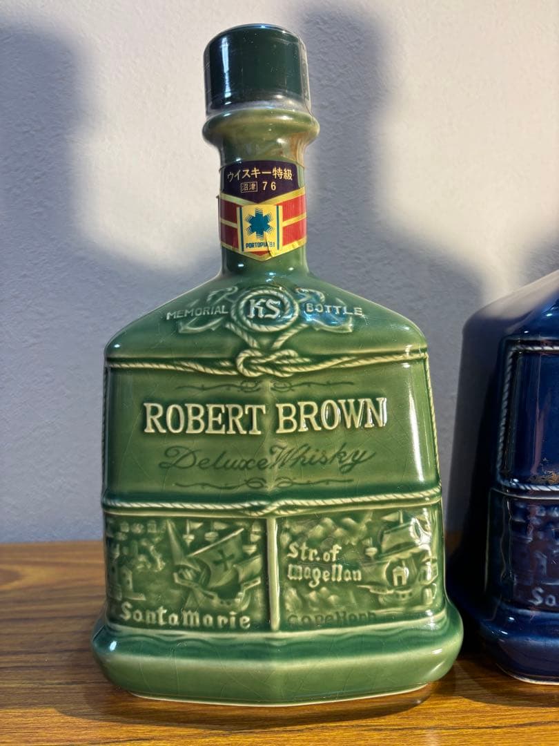 ROBERT BROWN ウイスキー 陶器ボトルセット　メモリアルボトル
