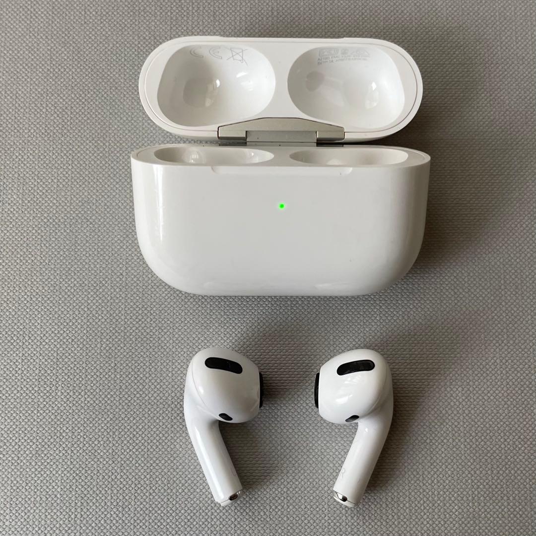 Apple AirPods Pro　第１世代
