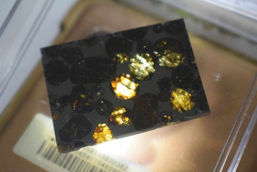 セリコ隕石（隕鉄、パラサイト隕石）