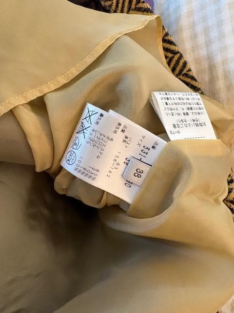 ADORE バックボタン ヘリンボーン ブラウス 38