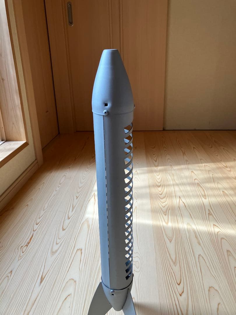 ロケット型　CDラック　スペースエイジ　ビンテージ　モダン　デザイン