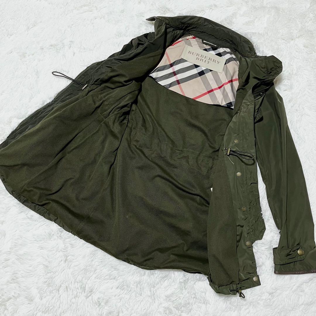 BURBERRY BRIT バーバリーブリット ナイロンコート カーキ