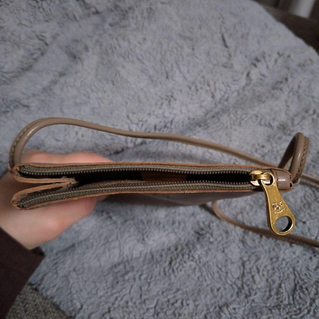 NanamiIL BISONTE ベージュ レザー クロスボディバック