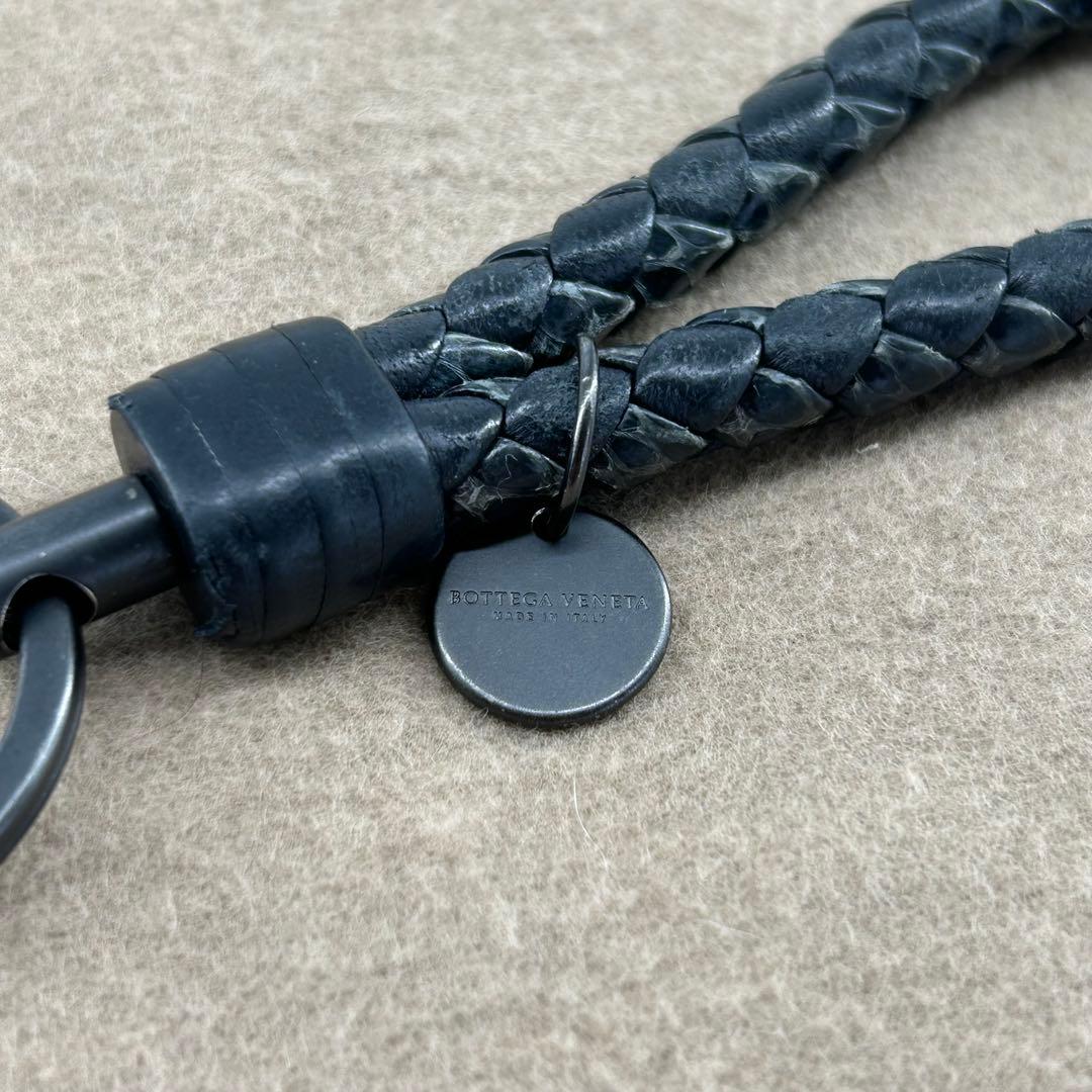 ✨希少✨ボッテガヴェネタ　キーリング　イントレチャート　パイソン　ブラック