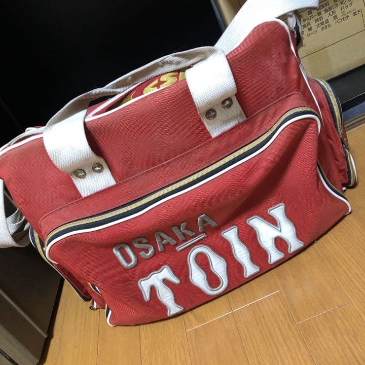 大阪桐蔭赤カバン