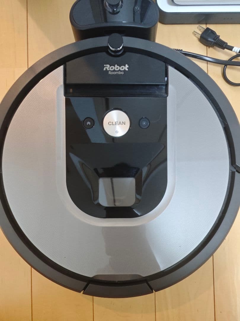 Roomba 自動掃除機 本体 ブラック　床拭きロボット　ブラーバ