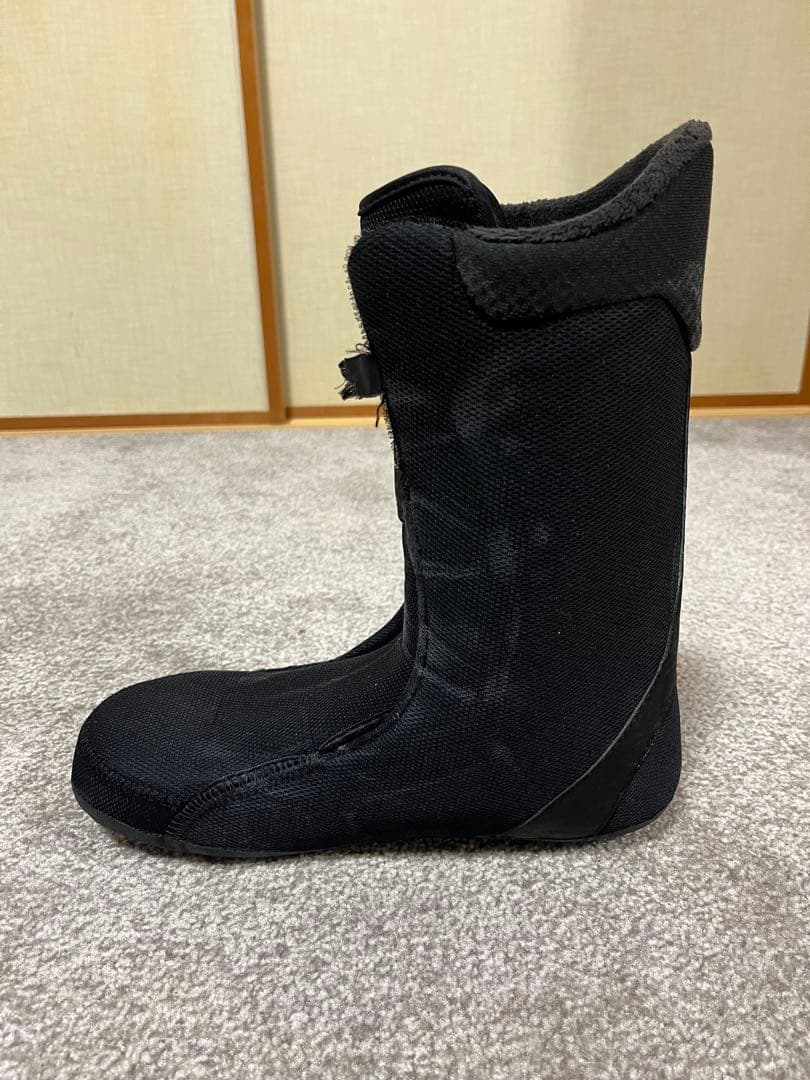 adidas スノーボードブーツ 黒/白