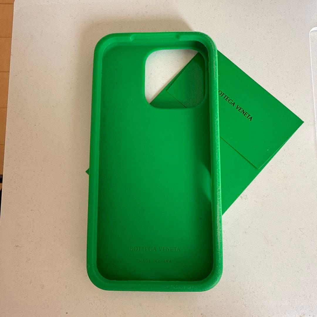 Bottega Veneta グリーン iPhone16Proケース