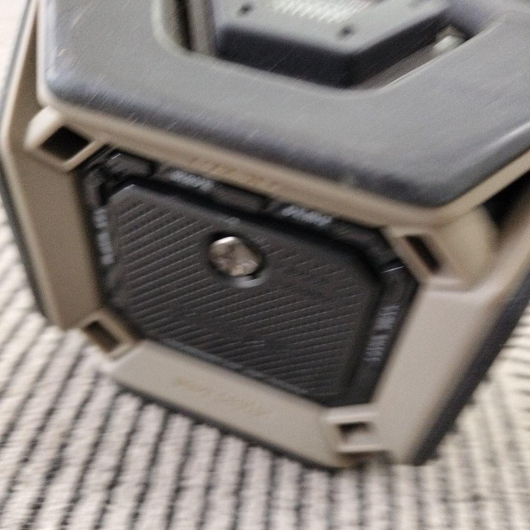 G-SHOCK風　目覚まし時計　CASIO GQ-1000J